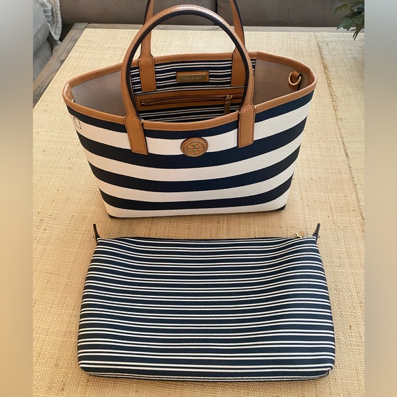 2 piece Tory Burch Bag and Clutch bundle sharp and navy and white striped - Picture 2 of 7